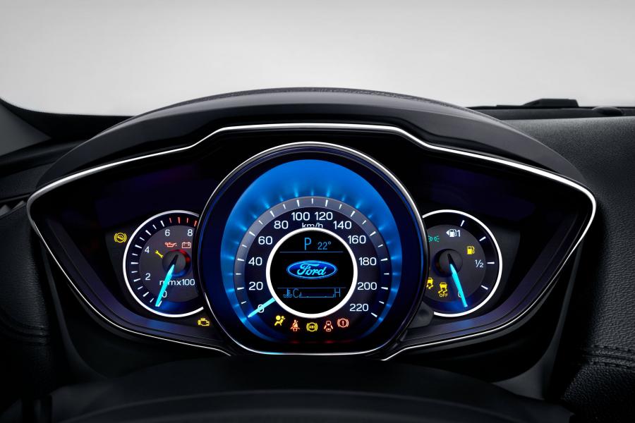 Панель приборов Ford Escort 2018 года  (CN) (фото 3 из 3)